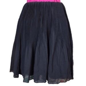 Torrid Black Accordion Pleated Skirt Size 0